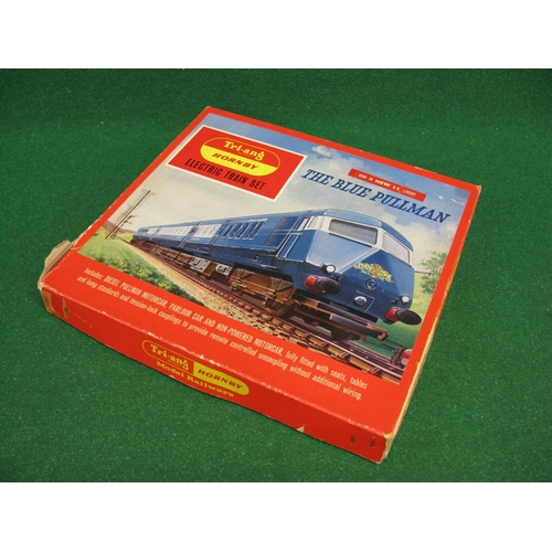 531 - Triang/Hornby boxed OO scale Blue Pullman train set containing: 3 car DMU in the later BR blue and g... 