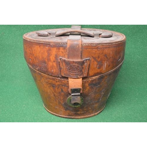 372 - H Greaves, 35 & 36 New Street, Birmingham leather hat box having top carrying handle with brass catc... 