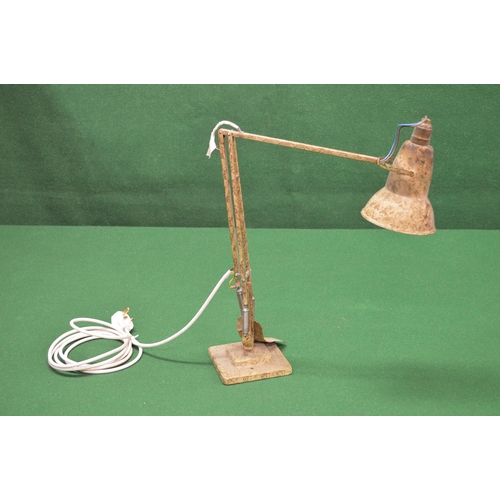 371 - Herbert Terry & Sons Redditch, Made In England Minor Model painted anglepoise lamp standing on squar... 