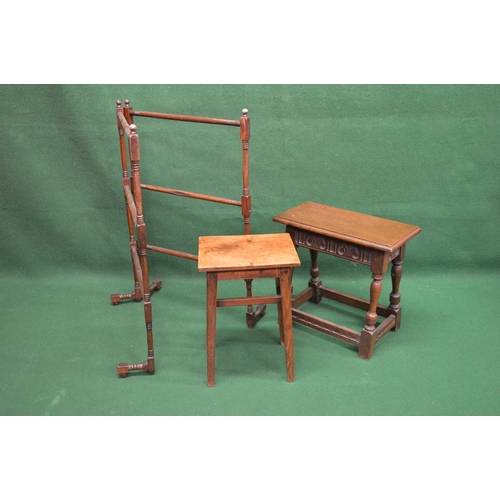 66 - 20th century oak joint style stool having stretchered legs - 20