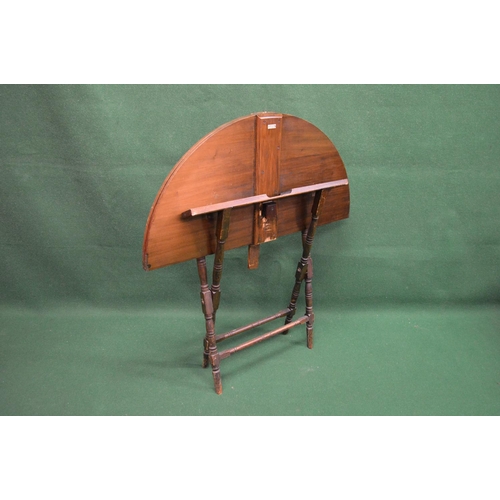 7 - Thornton & Herne circular folding campaign table supported on block and turned stretchered legs - 38... 