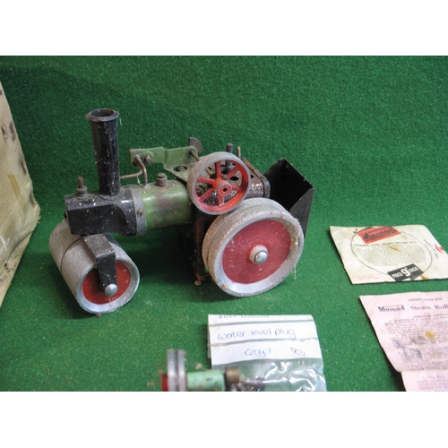 228 - Shed find 1960's Mamod steam roller with spirit burner, lever whistle, steering column with extensio... 