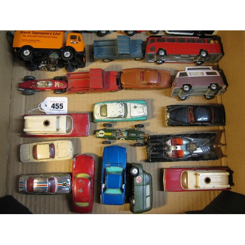 455 - Box of Corgi diecast vehicles to include: Decca Airfield Radar, Bedford Mobil Gas, Ford Thames Airbo... 