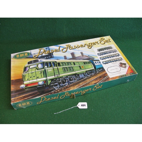 484 - 1980's OO scale Great Model Railways (Airfix/Palitoy) Diesel Passenger Train set with a green Class ... 