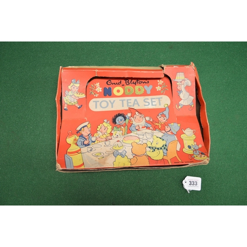 333 - 1960's Noddy finger-tip puppets on original display card, Enid Blyton's Noddy toy tea set and a Nodd... 