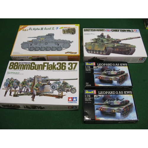 362 - Box of unmade plastic kits of military vehicles and personnel from Dragon, Tamiya, Revell, Academy a... 