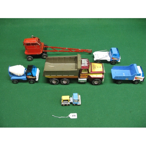 378 - Box of tinplate vehicles to include: six wheel tipper truck by Nylint-USA, three four wheel trucks b... 