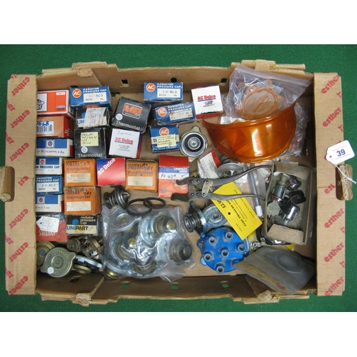 39 - Box of various British radiator caps, boxed thermostats, housing gaskets, keyed locks, tangent lever... 