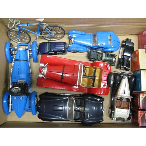 397 - Box of loose and boxed model cars from Burago, Vitesse, Majorette, Matchbox and Brumm together with ... 