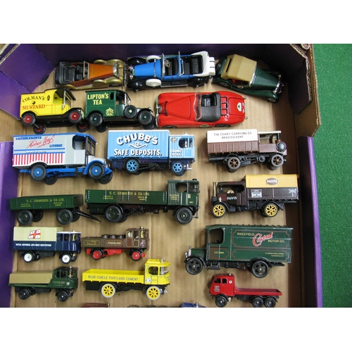 414 - Box of approx thirty two loose diecast steam lorries, vintage cars, lorries, vans and heavy haulage ... 