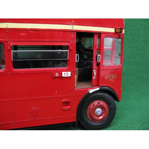 442 - Large and heavy super detailed model of London Transport Routemaster RM857 on Route 11, made of meta... 