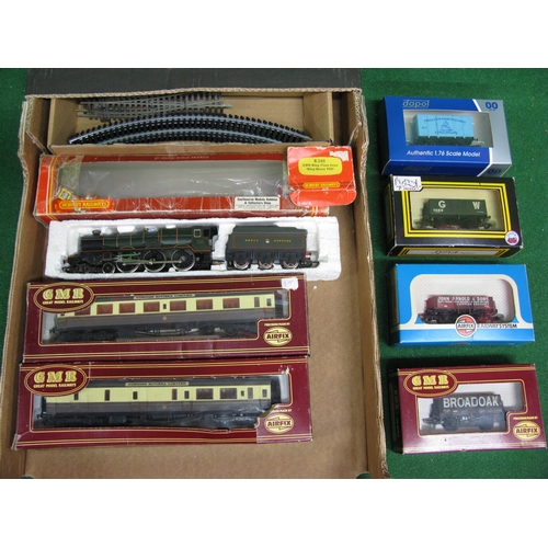 484 - Box of OO items to comprise: Hornby 4-6-0 tender drive King Henry VIII in GWR lined green, two Airfi... 