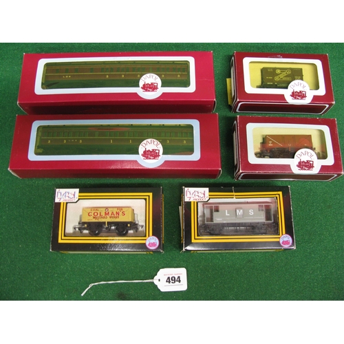 494 - Six 1980's Dapol OO rolling stock items to comprise: two LMS maroon suburban carriages, three wagons... 