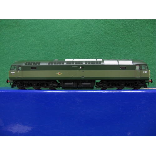 508 - Heljan 00 Class 47 diesel locomotive No. D1501 in BR two tone green livery, boxed with two accessory... 