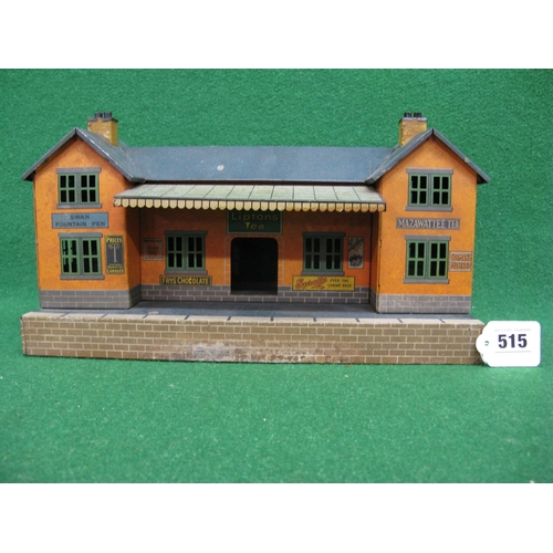 515 - 1930's tinplate O gauge station building produced in Germany by Bing for the British market with app... 