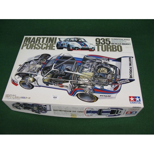 454 - Tamiya (Japan) boxed super detailed 1:12 scale plastic kit of a Porsche 935 Turbo with instructions,... 