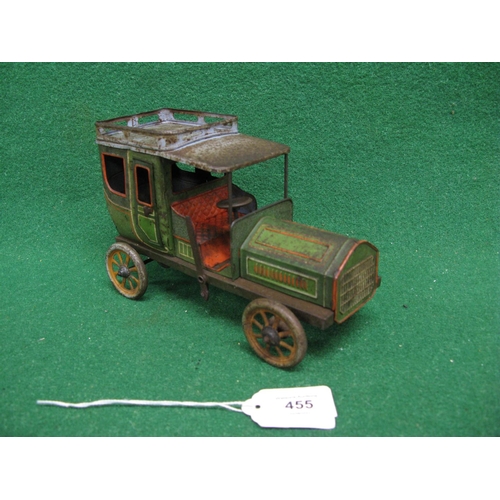 455 - Clockwork tinplate model of a Veteran car with opening rear doors, spoked wheels and roof luggage ra... 