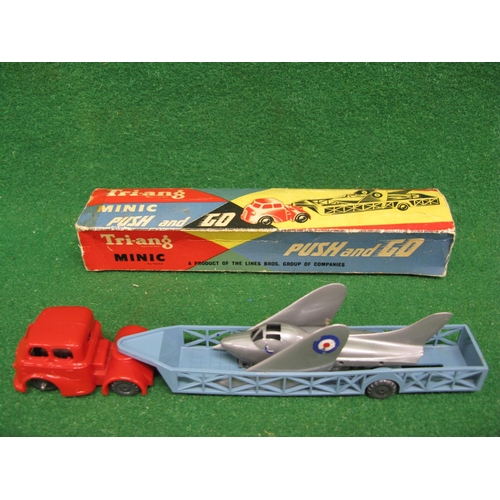 476 - All plastic Triang Minic aircraft transporter with dismantled jet (one wheel missing), both are push... 