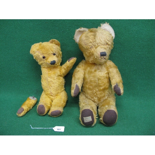 481 - Two old teddy bears to comprise: 22