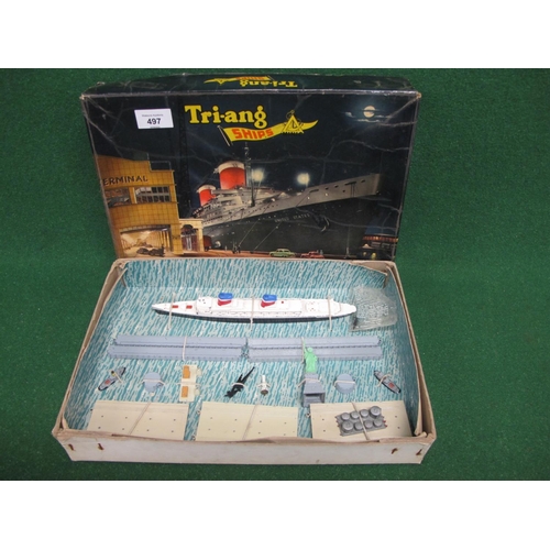 497 - Boxed Triang Minic Ships M.892 SS United States presentation set containing the ship, dock parts and... 