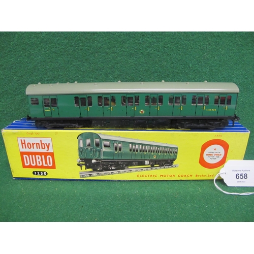 658 - 1962 Hornby Dublo 3 Rail 3250 EMU Motor Coach S65326 in BR green with guarantee and instructions (th... 