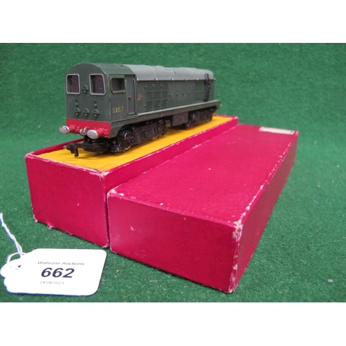 662 - 1959-1962 Hornby Dublo 2 Rail 2230 BoBo diesel locomotive D8017 in late BR green and grey livery, bo... 