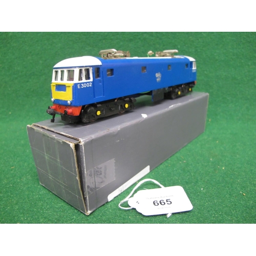 665 - 1964 Hornby Dublo 2 Rail 2245 AL1 electric locomotive E3002 in BR blue and white livery (yellow end ... 