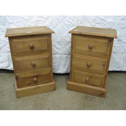 355 - Pair of pine bedside chests of drawers - 15.5