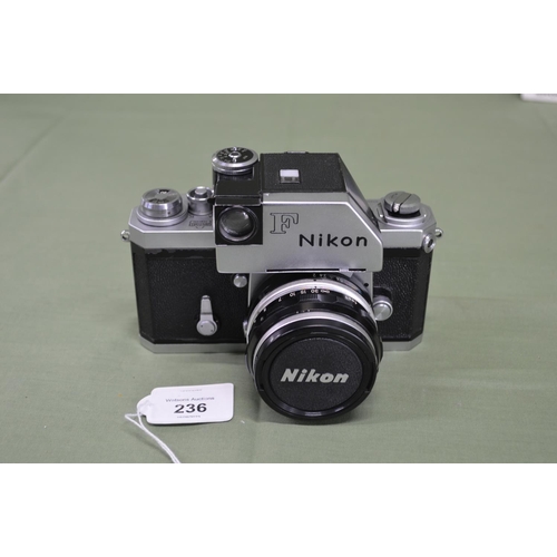 236 - Nikon F 35mm SLR camera with Nikon F Photomic Finder and four lenses to comprise: Nippon Kogaku Nikk... 