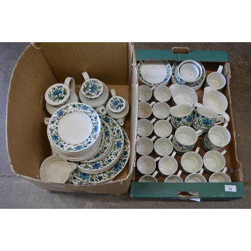 66 - Quantity of Midwinter Spanish Garden tea and dinnerware to comprise: three graduated teapots, twelve... 