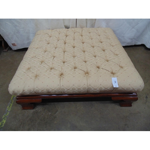 468 - Large upholstered foot stool - 39