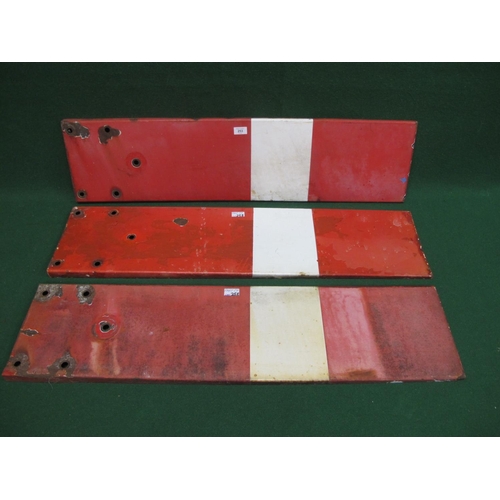 Lot 253       