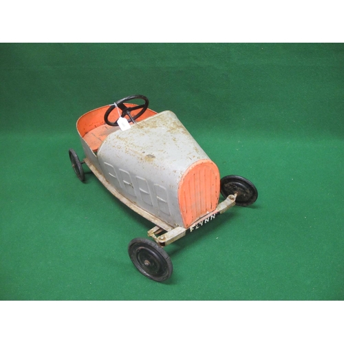 545 - Possibly French all metal old pedal car with solid rubber tyred wheels - 32