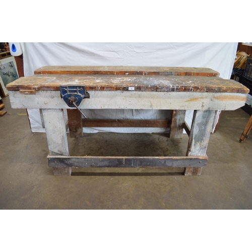 44 - Wooden work bench with Record 52E vice - 72