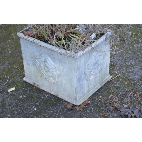 6 - Small rectangular lead planter with Tudor Rose decoration - 12