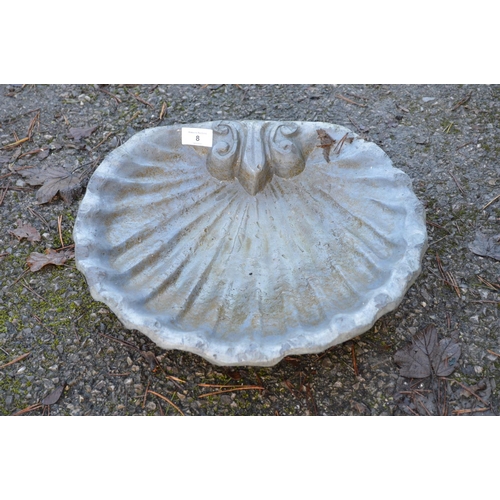 8 - 20th century lead shell shape birdbath top - 15.5