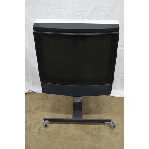 10 - Bang & Olufsen Beovision MS4000 television on stand (sold as seen, untried and untested)