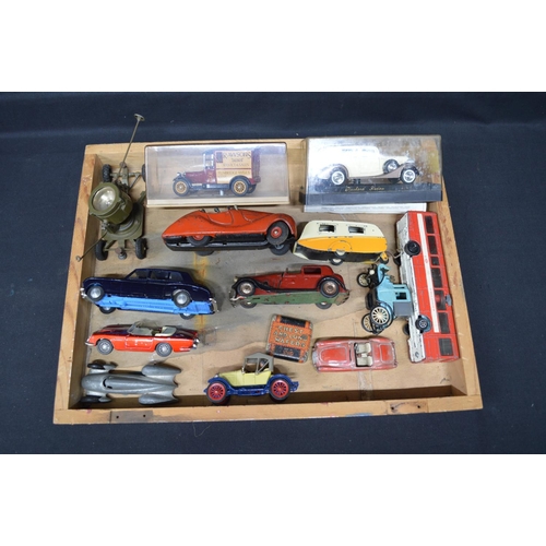 113 - Tray of vehicles to include: Solido, Dinky and Corgi, mostly playworn