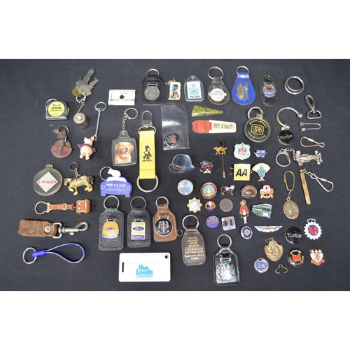 71 - Collection of vintage and later pin badges and key rings