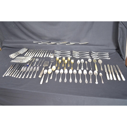 181 - Collection of silver plate to include: oval serving tray, six bottle cruet, cutlery and teapot etc