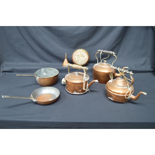 209 - Group of copper ware to comprise: three kettles, saucepan, frying pan, funnel and mould