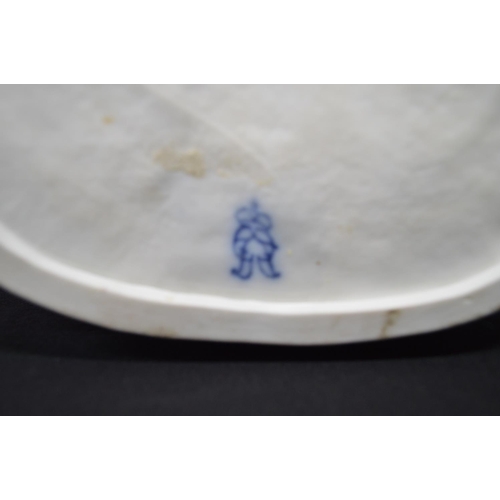 246 - Group of six Naples, Dresden and Aelteste Volkstedter figures