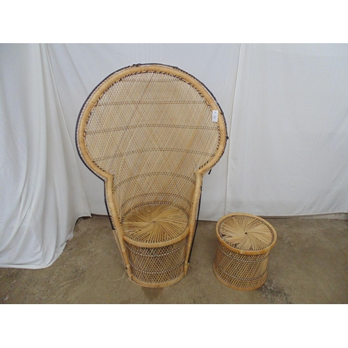 523 - Wicker Peacock chair 0 94cm x 49cm x 135cm tall together with a circular wicker occasional table - 3... 