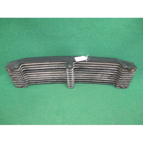 20 - Jensen Interceptor MkII heavy alloy radiator grill - 29