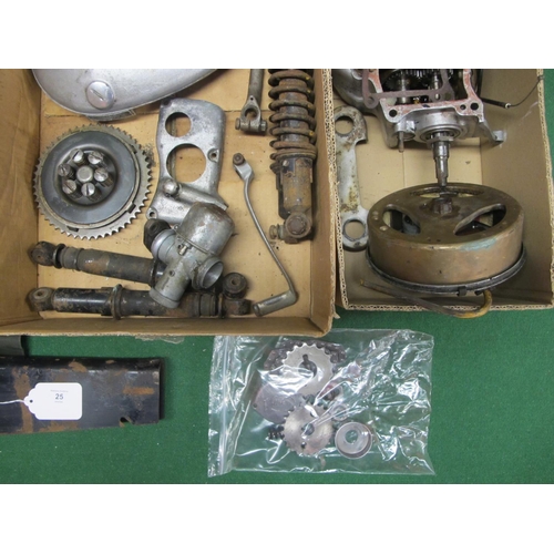 25 - Circa 1953 Villiers engine (8E) parts to include: primary drive (clutch covers) inner/outer 3 speed ... 