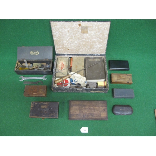 29 - Box of engineers tools to include: six cased micrometers from Moore & Wright, Starret, Mitutoyo and ... 