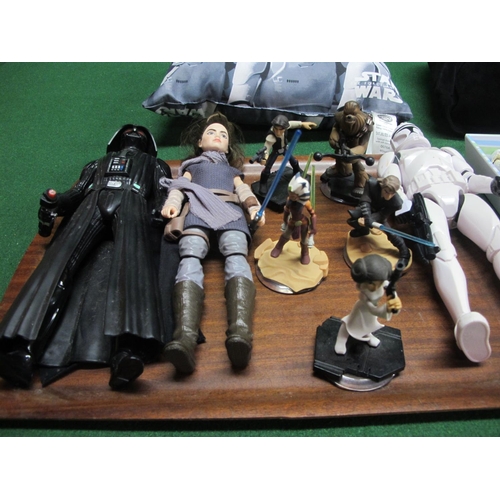 416 - Quantity of 2000's plastic Star Wars figures made by Hasbro and The Walt Disney Company to include: ... 