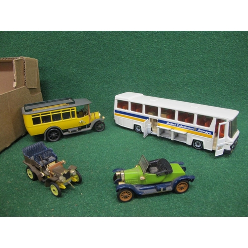 418 - Box of loose Vintage and Veteran car models from Rio, Corgi and Matchbox together with a diecast Sik... 