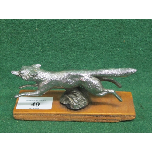 49 - Running fox mascot stamped Made In England on base - 5