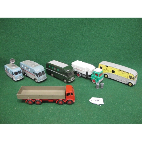 521 - Box of fifteen Dinky diecast commercial vehicles to include: 979 Newmarket Racehorse Transport Servi... 